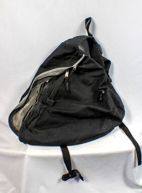 90s Stussy Tri-Harness Tactical Sling Bag Mesh One Strap Backpack Archive Vtg